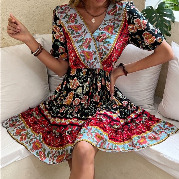 Boho Floral Paisley Print Overlap Neck Dress - Picture 9 of 15